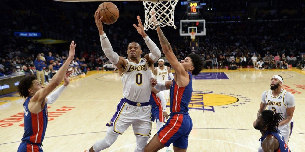 篮球——NBA常规赛：湖人胜太阳